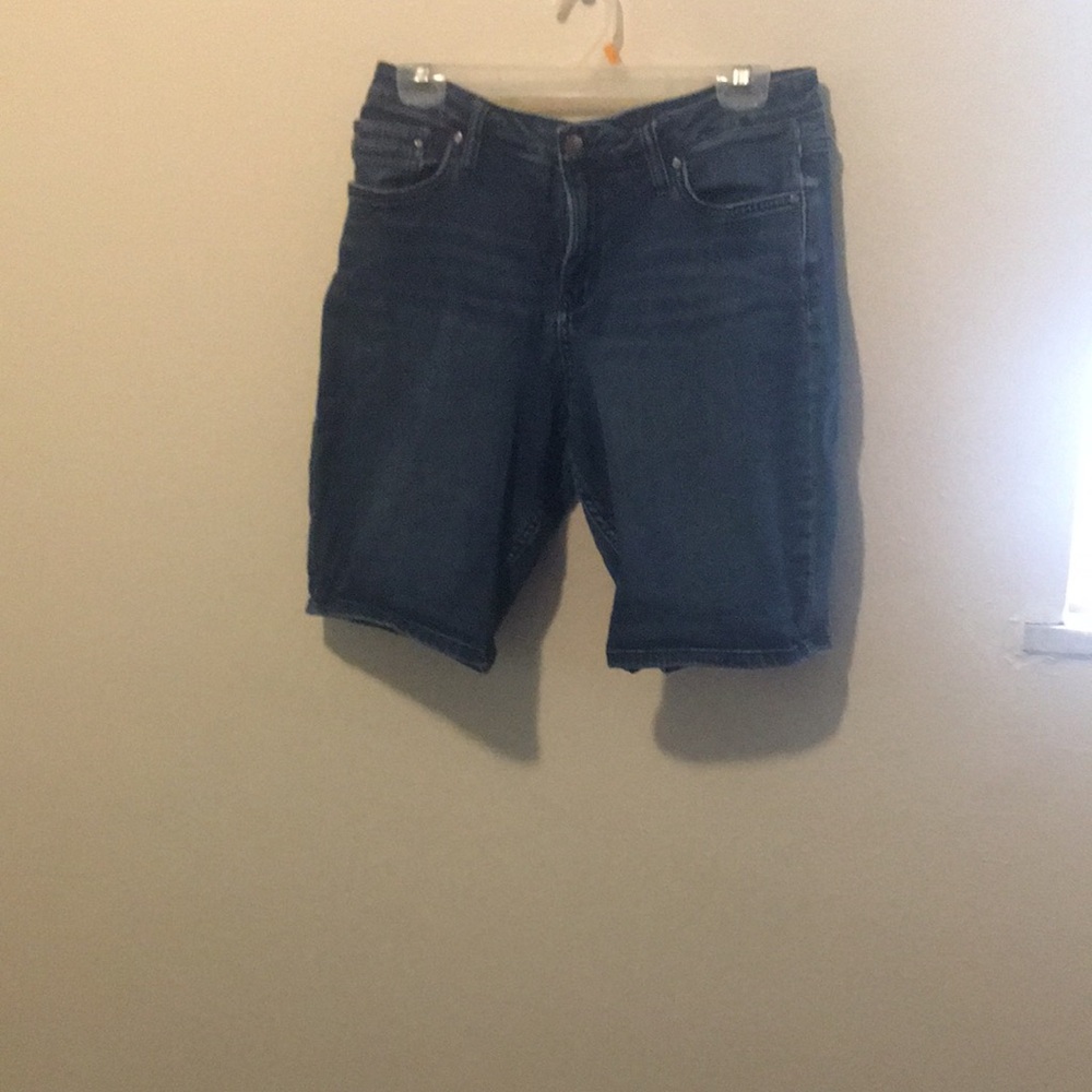 Classic Dark Wash Denim Jean Shorts size 14